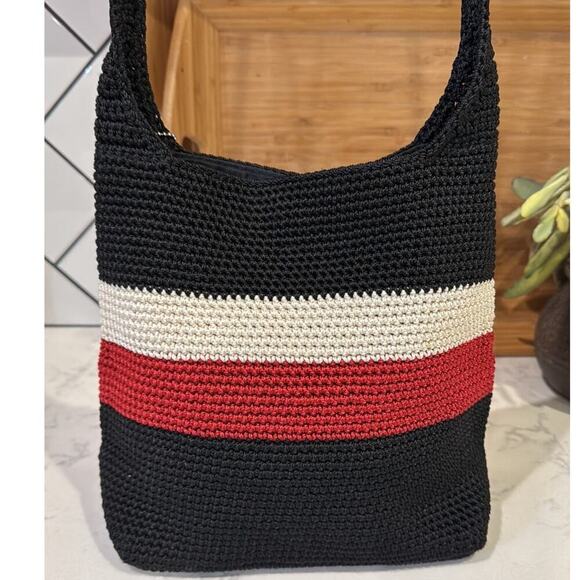 The Sak red black white woven shoulder bag beach summer bohemian earthy artsy - Picture 4 of 8